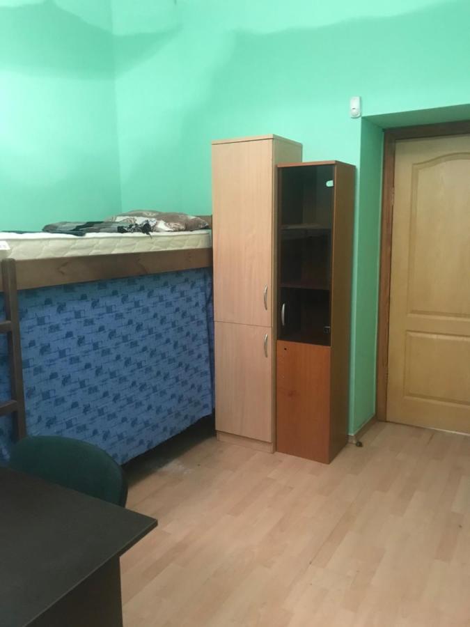 Ararat-Holosiivskyi Hostel Київ Екстер'єр фото